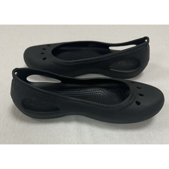 Women’s Crocs Kadee Comfort Closed Toe Ballet Flat Arch Support Black EUC Size 7 - Picture 5 of 7